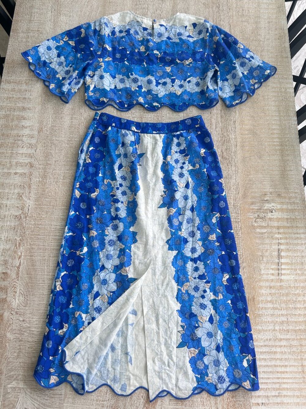 FARM Rio Blue Flower Stripes Crop Top and Midi Skirt Linen Scallop Set Medium - Picture 5 of 13